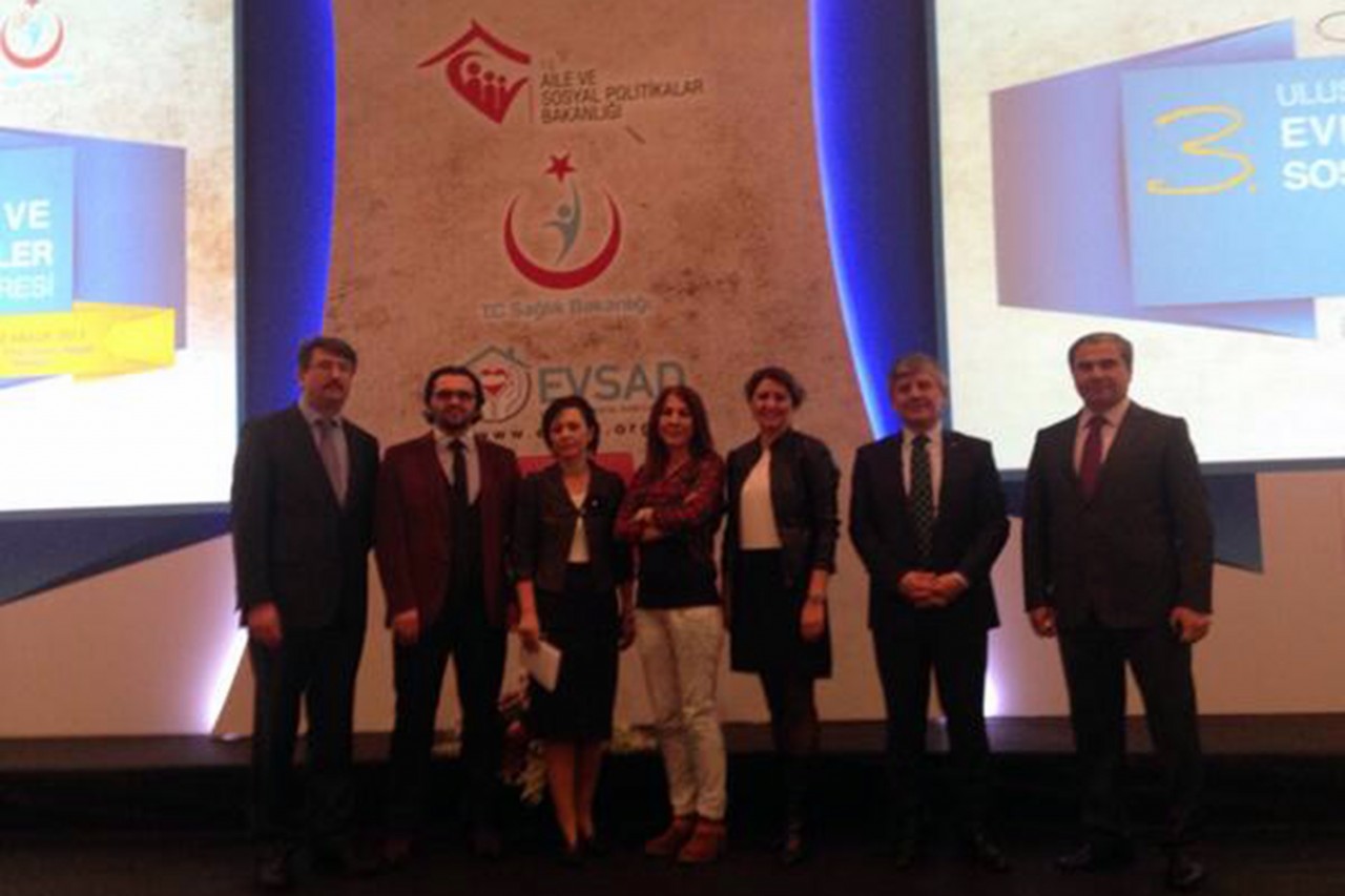 Milletvekili Aydın Evde Sağlık ve Sosyal Hizmetler Kongresinde Sunum Yaptı 1