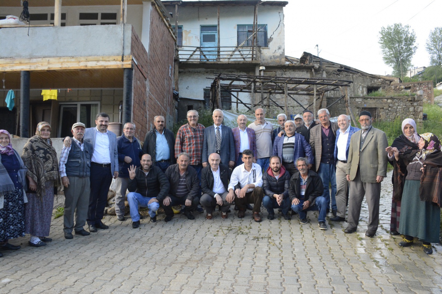 Akgül hız kesmiyor 10