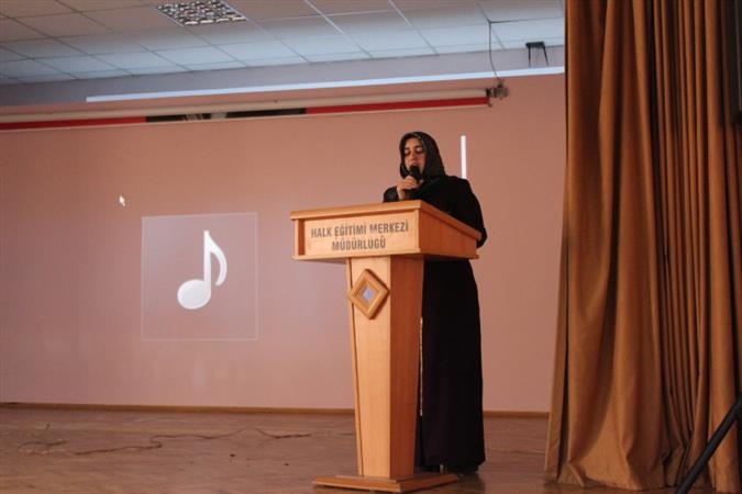 Müftülükten ‘Adalet ve Hakkaniyet Bağlamında Kadın’ programı 13