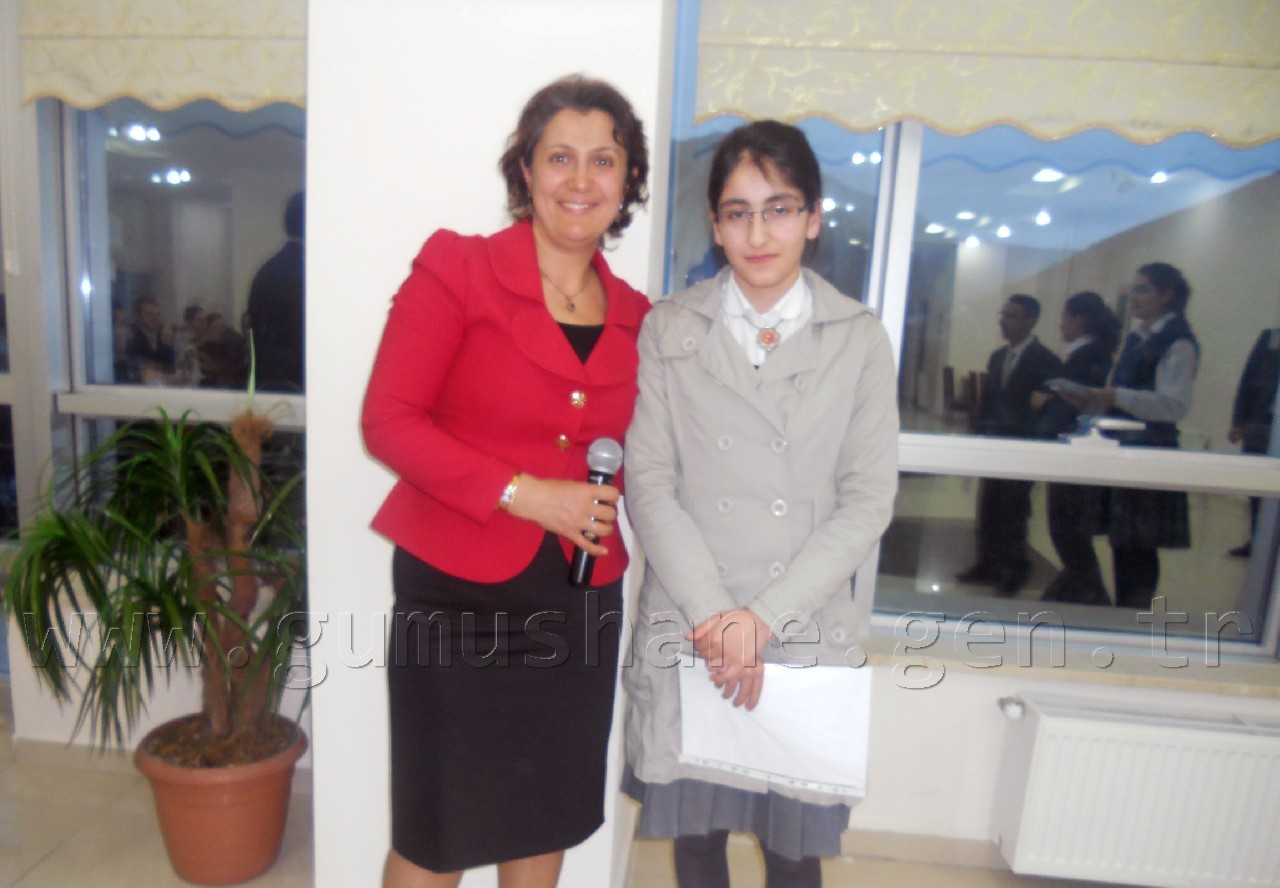 Fen Lisesi Öğrencilerine Yemek Verdi 7