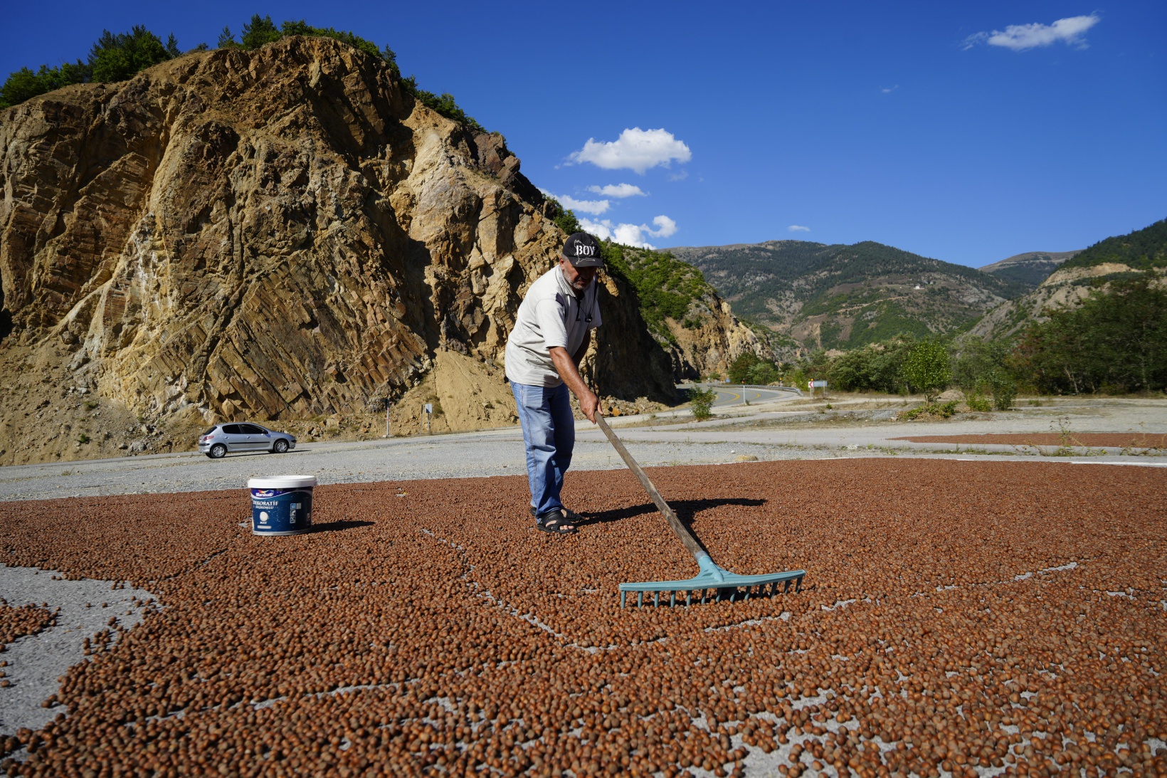 Üreticiler fındıkları kurutmak için Gümüşhane’yi mesken tuttu 8