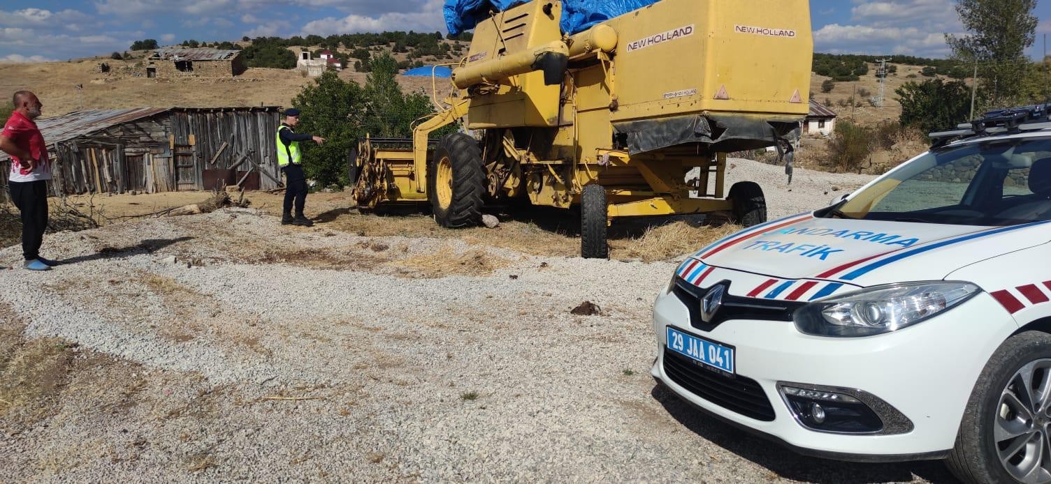 Jandarma’dan trafik güvenliği eğitimi 4