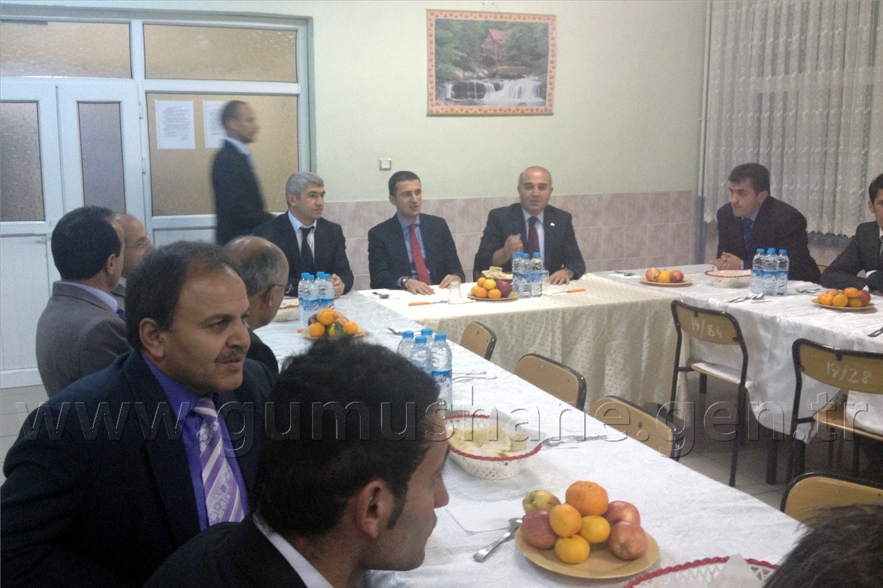 Köse'de Aşure ve Öğretmenler Günü Kutlandı 3