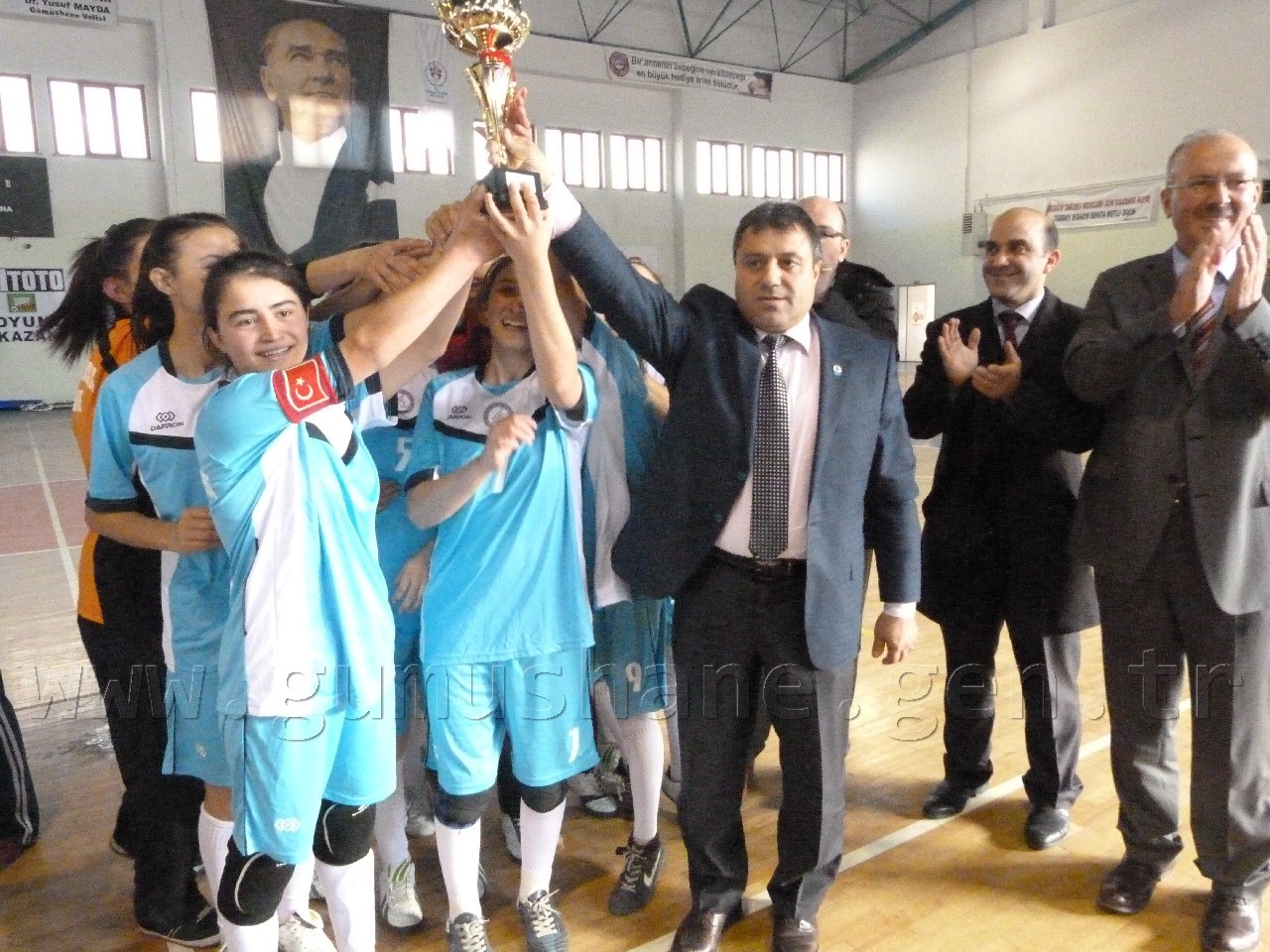 Genç Kızlar Futsal Müsabakası Sona Erdi 2