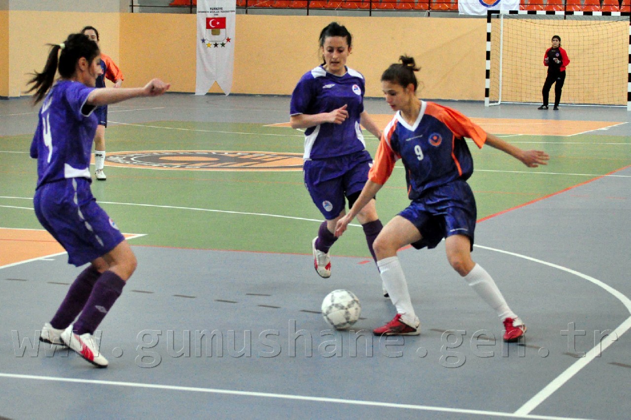 Gümüşhane Üniversitesi Fırtına Gibi Esti:13-5 6