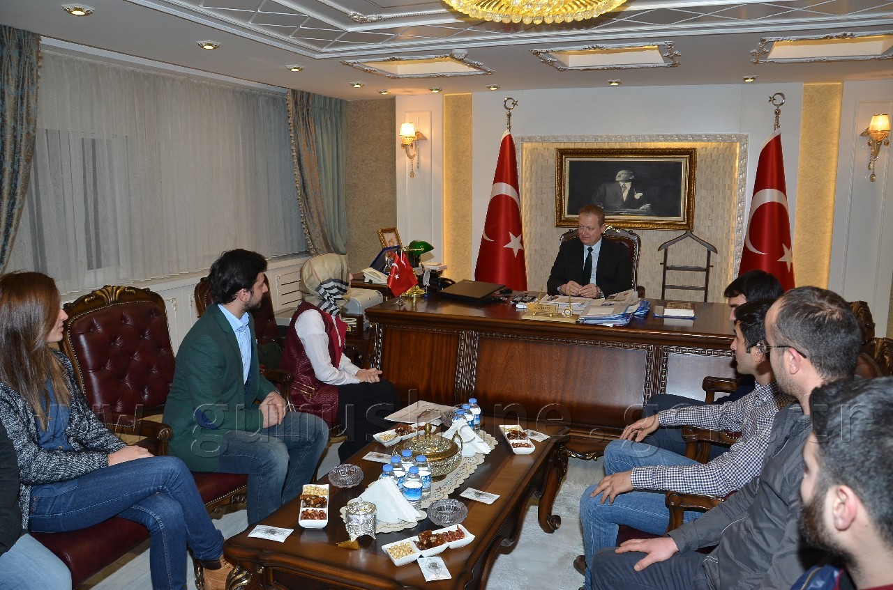 Vali Yavuz: Takdire şayan bir oluşum içerisindesiniz 5