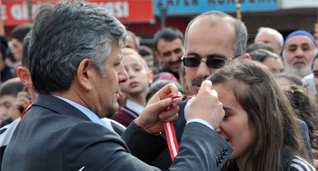 'Gençlerimizin mutlu, başarılı yarınları için çalışıyoruz' 1