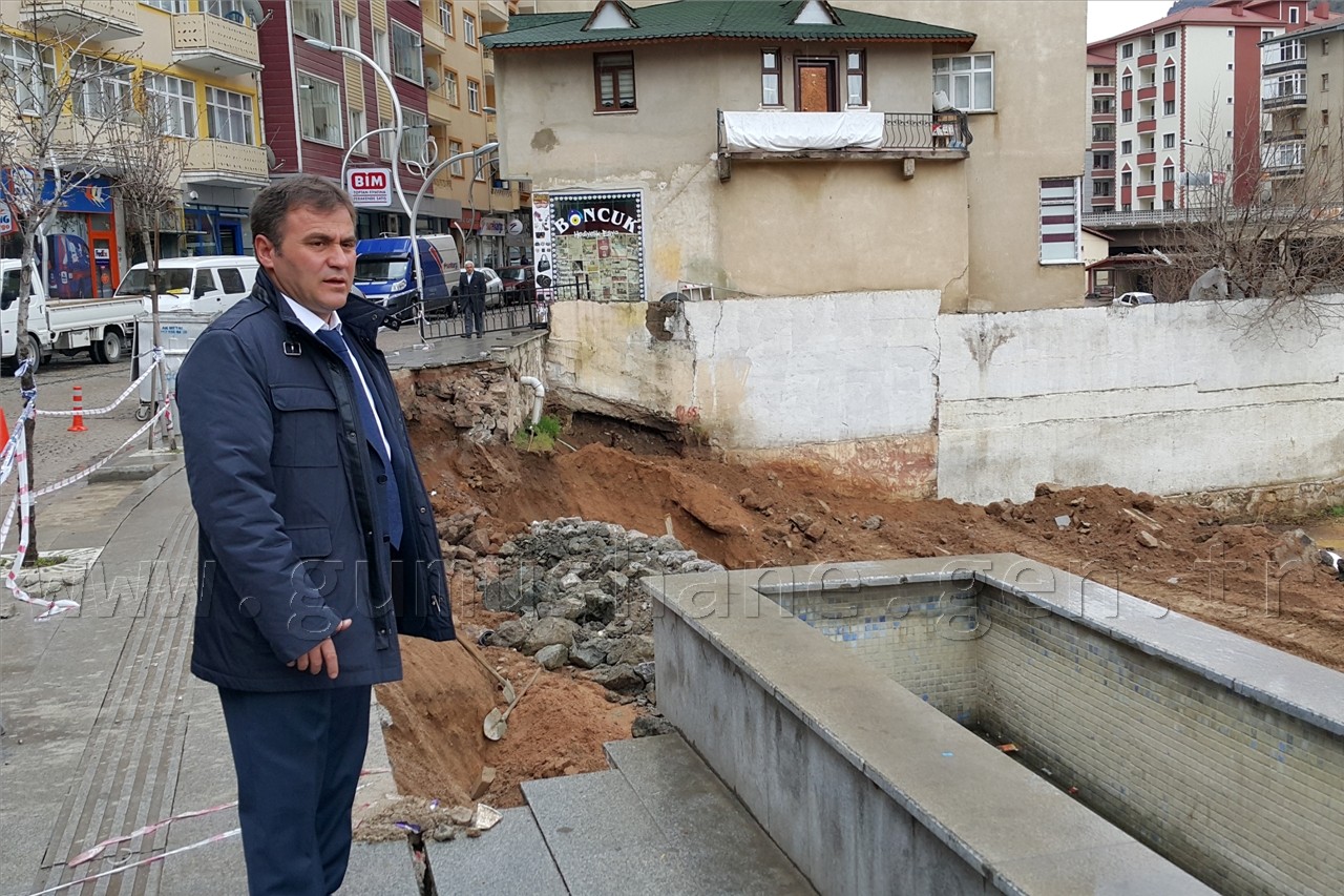 Başkan Çimen, Gençlik Merkezi inşaatını inceledi 1