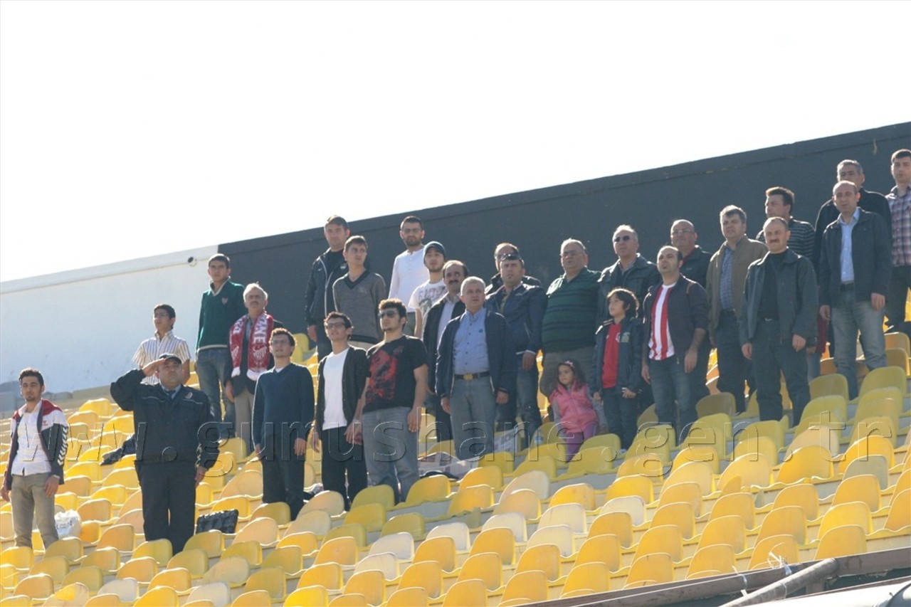 Gümüş Son Nefeste Yıkıldı: 0-1 2