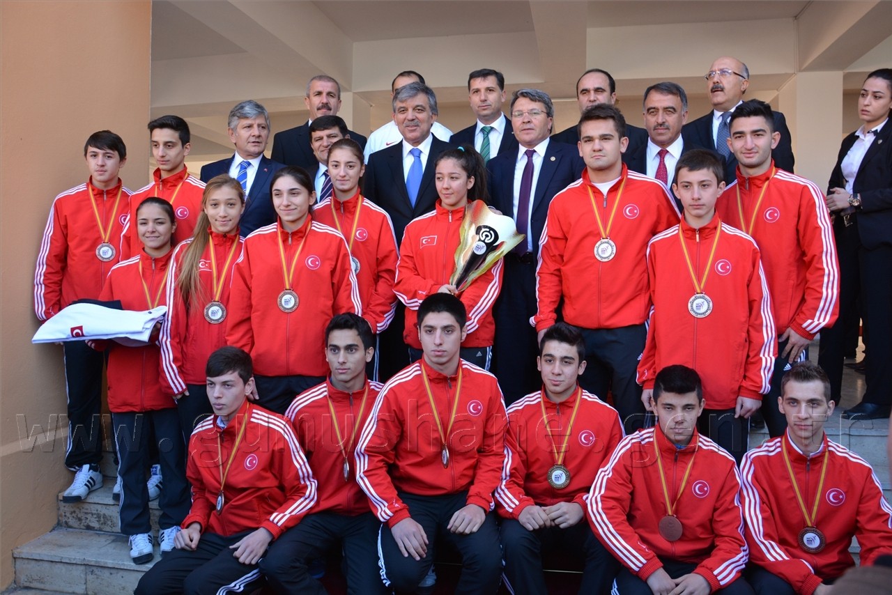 Cumhurbaşkanı Gül, Gümüşhane'de 3