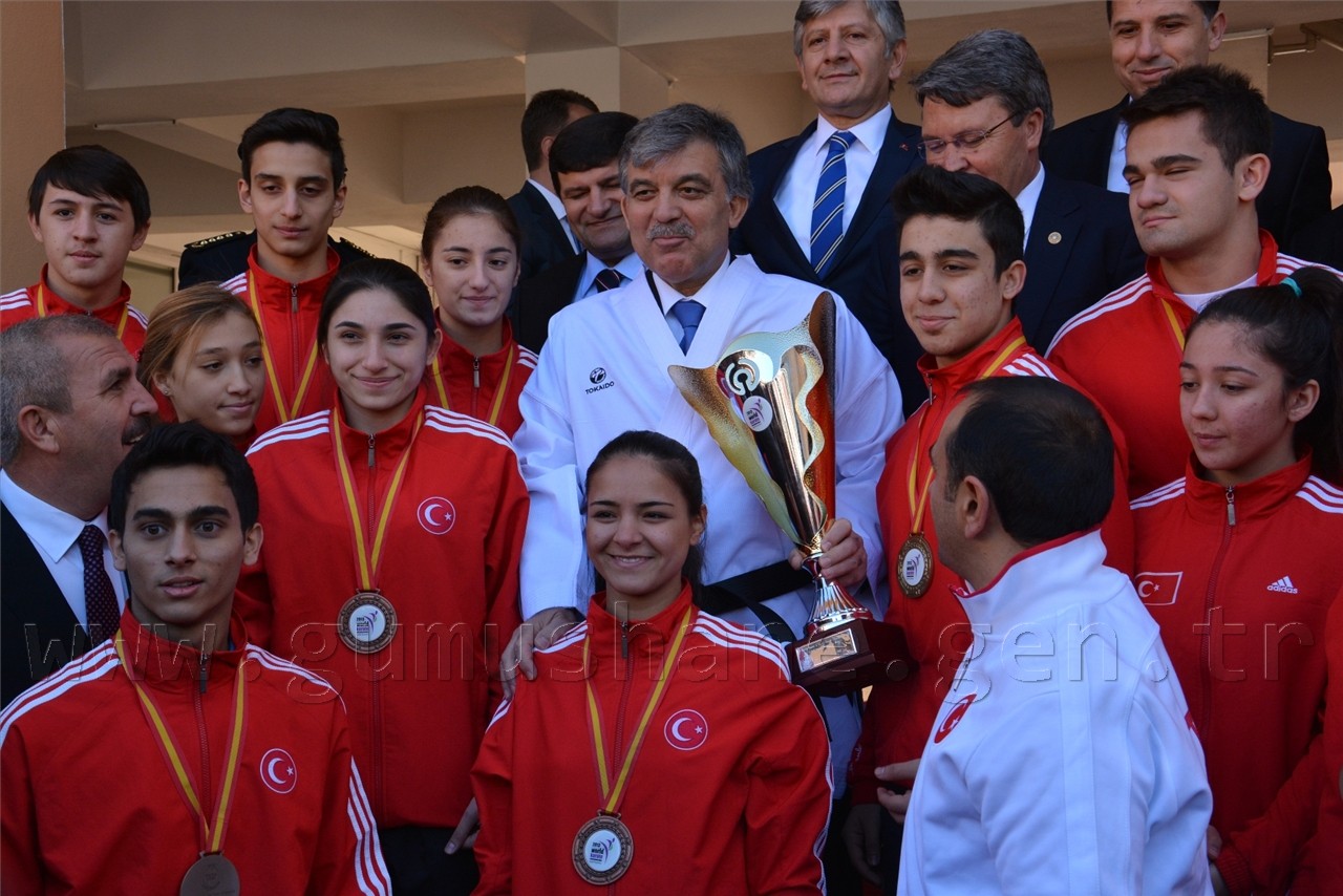 Cumhurbaşkanı Gül, Gümüşhane'de 8