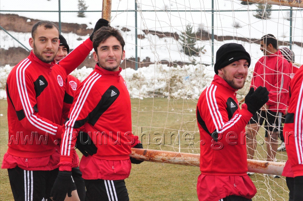 Gümüşte moraller yerinde 10