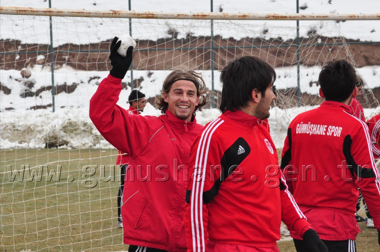 Gümüşte moraller yerinde 8