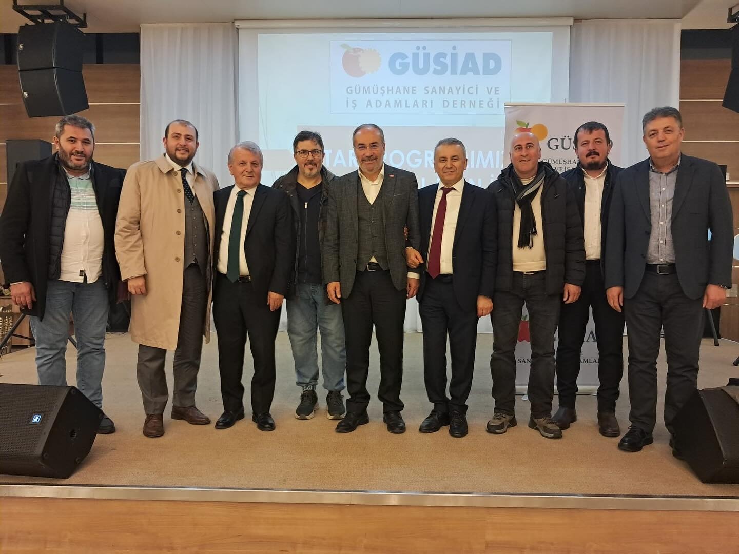 GÜSİAD ailesi geleneksel iftar programında buluştu 8