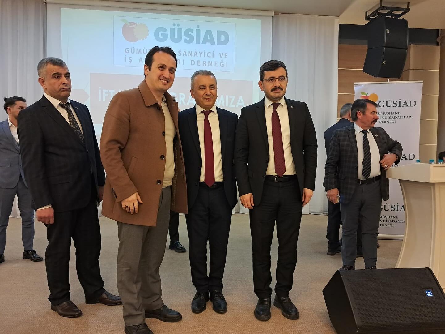 GÜSİAD ailesi geleneksel iftar programında buluştu 9