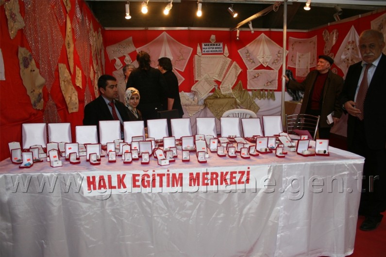 Halk Eğitimi Merkezinin Gümüşlerine Yoğun İlgi 4