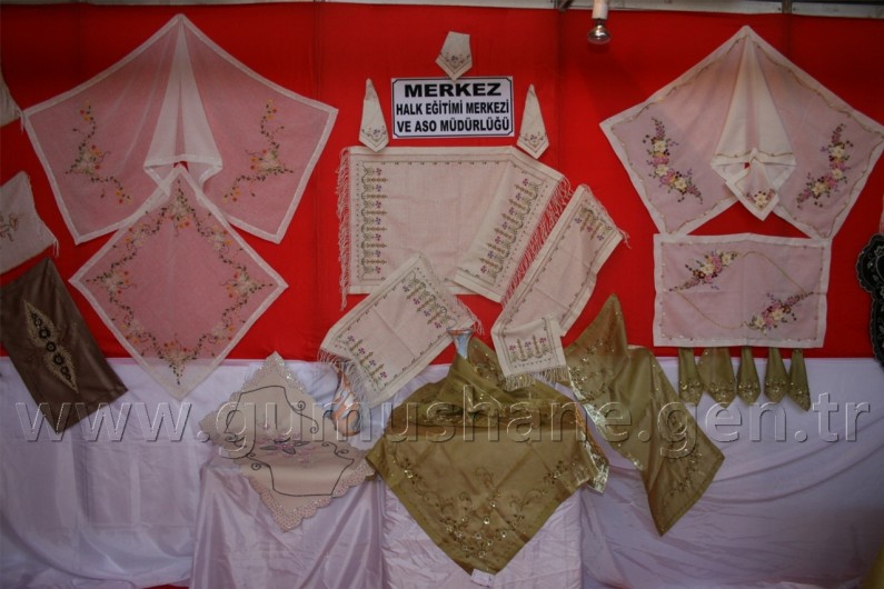 Halk Eğitimi Merkezinin Gümüşlerine Yoğun İlgi 8