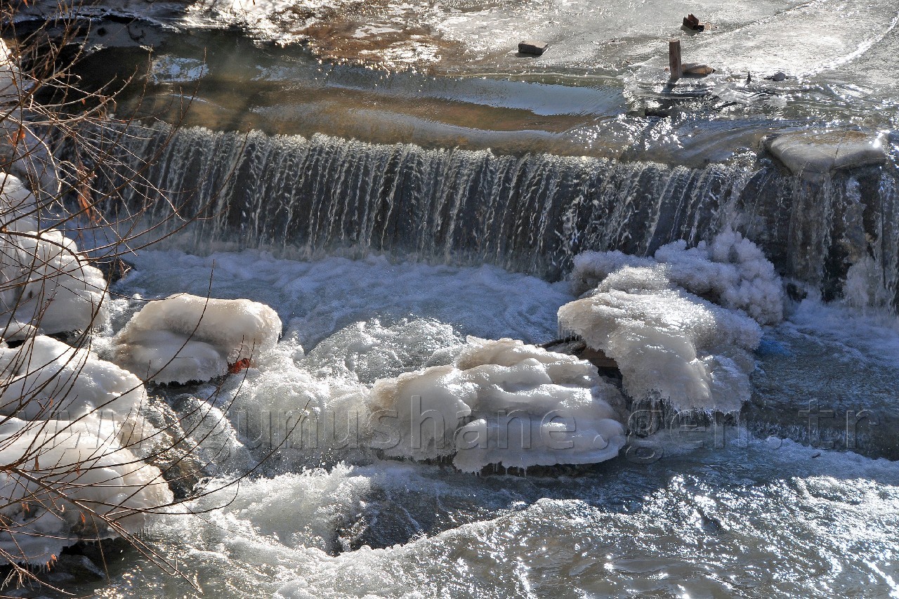 Harşit Çayı Buz Tuttu 1
