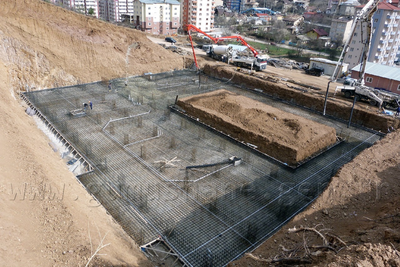 Yarı Olimpik Yüzme Havuzunun Temelleri Atıldı 1