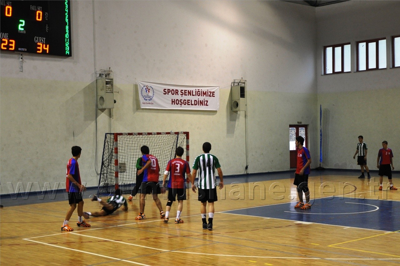 Yenilgi moralleri bozamadı 3