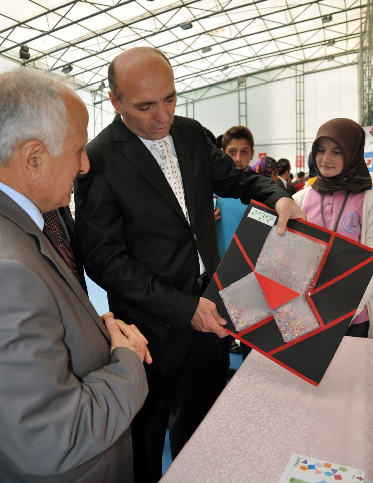 İbn-i Sina’dan Sağlık ve Bilim Temalı TÜBİTAK Bilim Fuarı 10