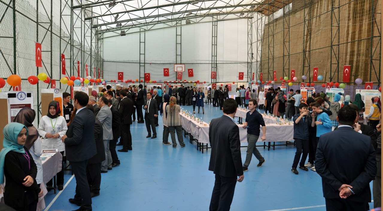 İbn-i Sina’dan Sağlık ve Bilim Temalı TÜBİTAK Bilim Fuarı 7