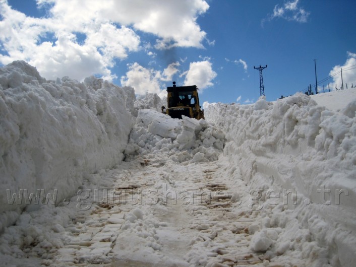 Kazıkbeli Yaylasının Yolu Açıldı  7