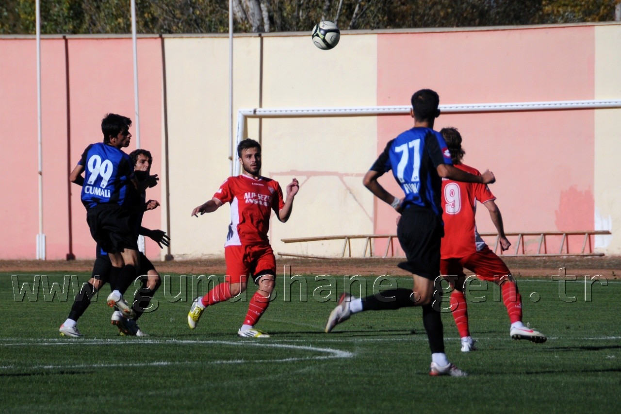 Seri Tatsız Bitti: 1-1 13