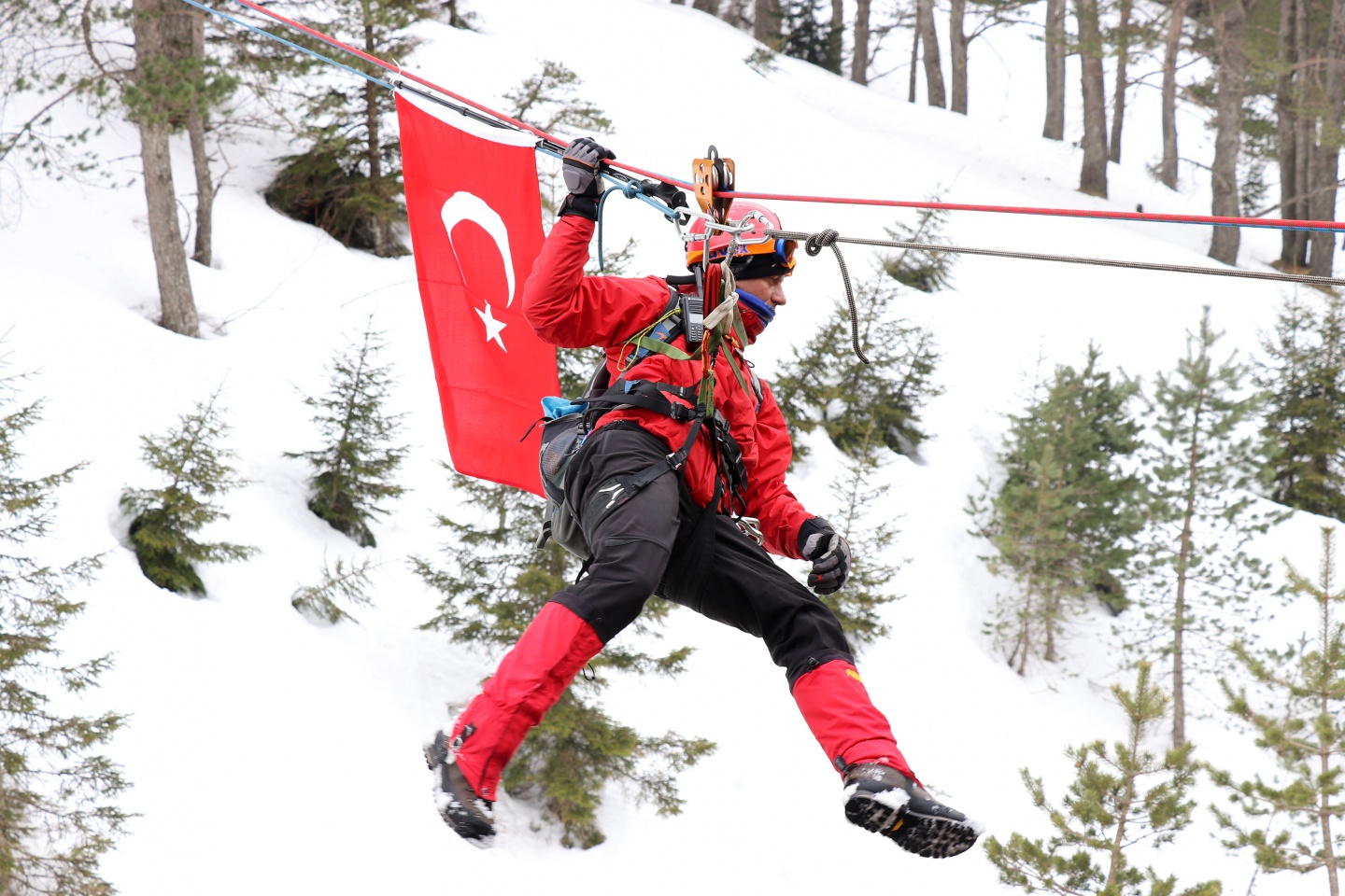 AFAD ekiplerinden Zigana'da nefes kesen tatbikat 64