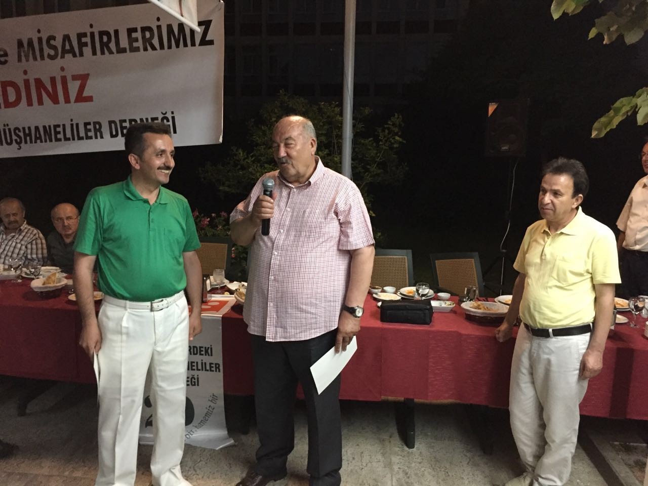 Eskişehir’deki Gümüşhaneliler iftar sofrasında bir araya geldi 3
