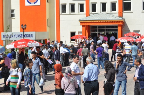 İlk Gün Bin 90 Kişi Kayıt Yaptırdı 3