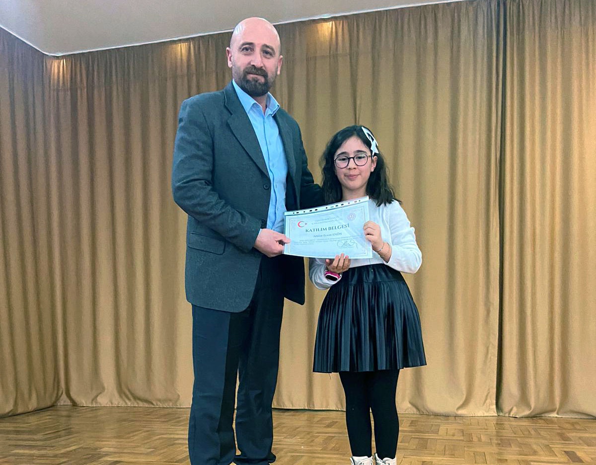 İstiklal Marşını en güzel okumak için yarıştılar 1