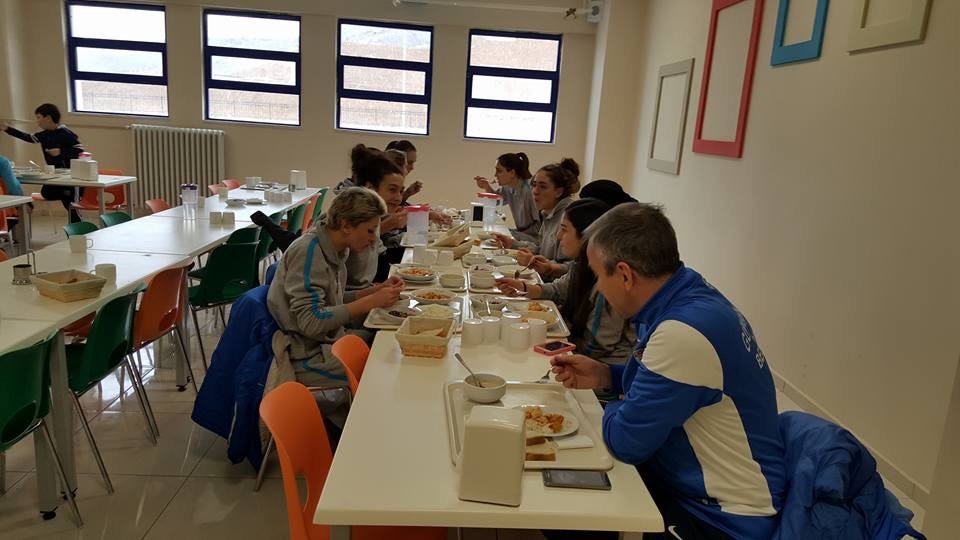 Gümüş Kızlar gençlerle söyleşi yaptı 1