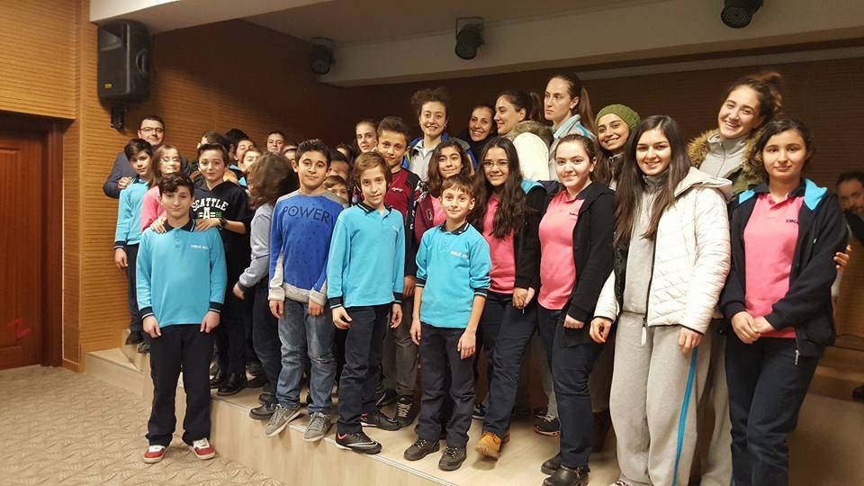 Gümüş Kızlar gençlerle söyleşi yaptı 2