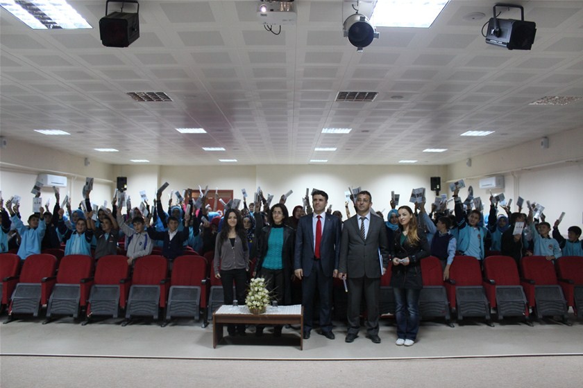 Kalem Setleri Dağıtıldı 1