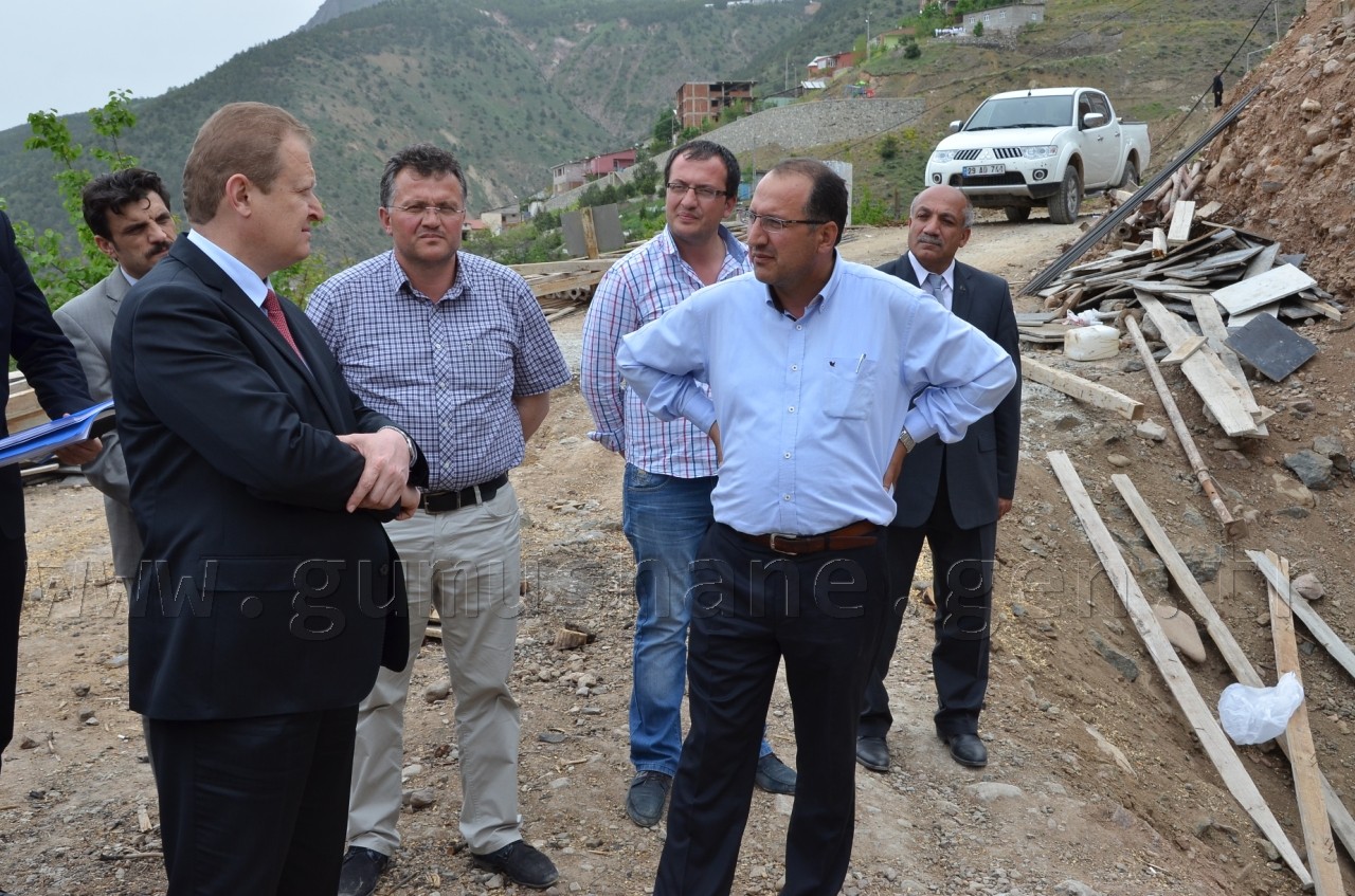 Vali Yavuz inşaatları denetledi 1