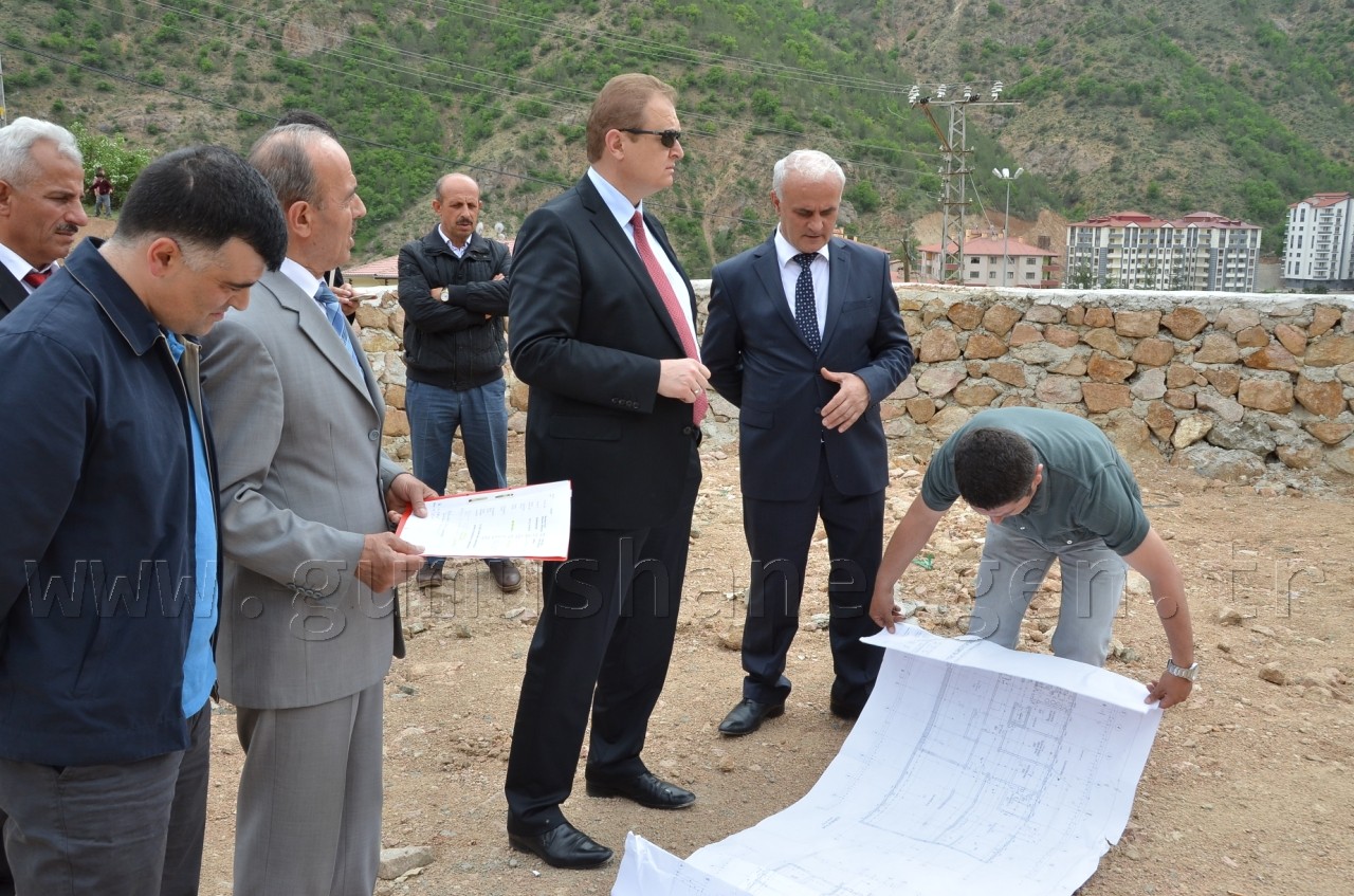 Vali Yavuz inşaatları denetledi 3