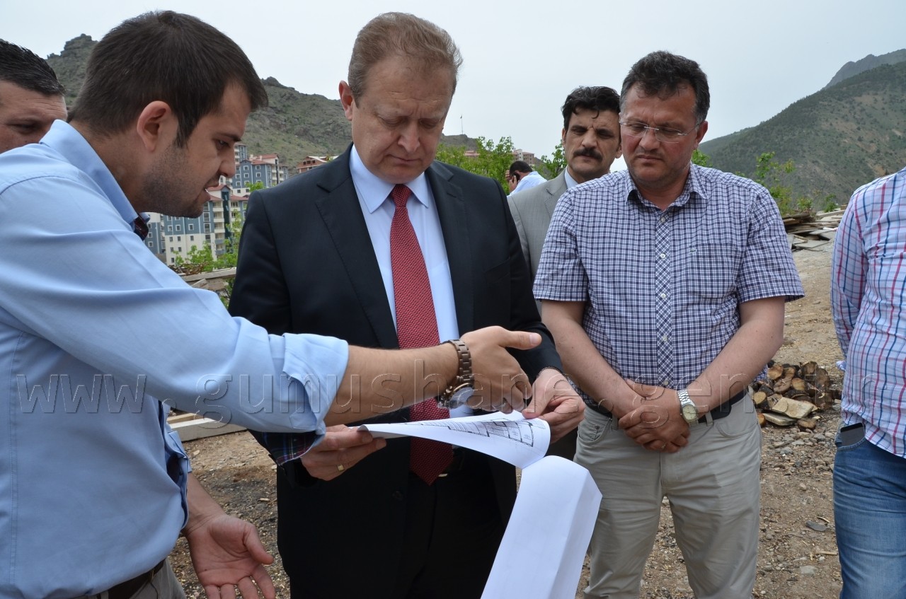 Vali Yavuz inşaatları denetledi 4