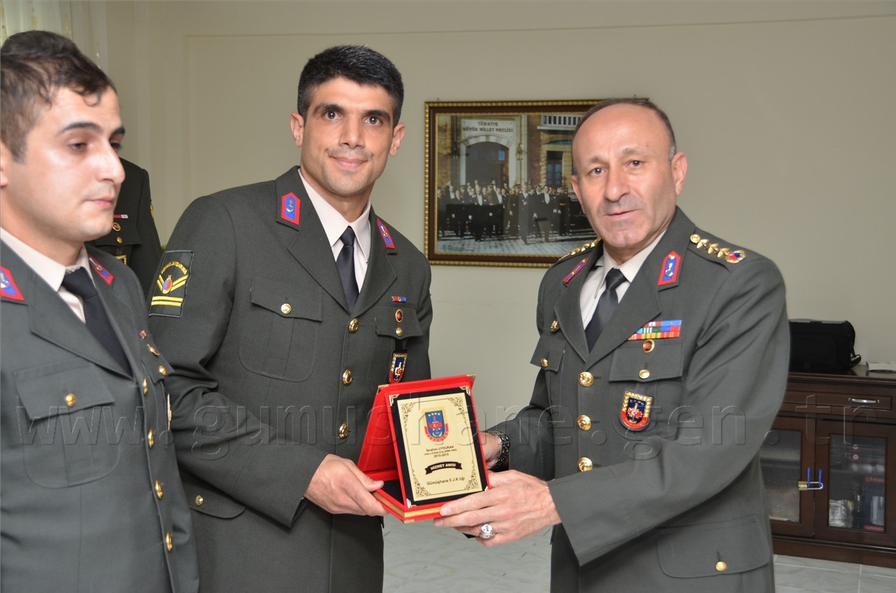 İl Jandarma Komutanlığı’nda Şilt Takdim Töreni Yapıldı 6