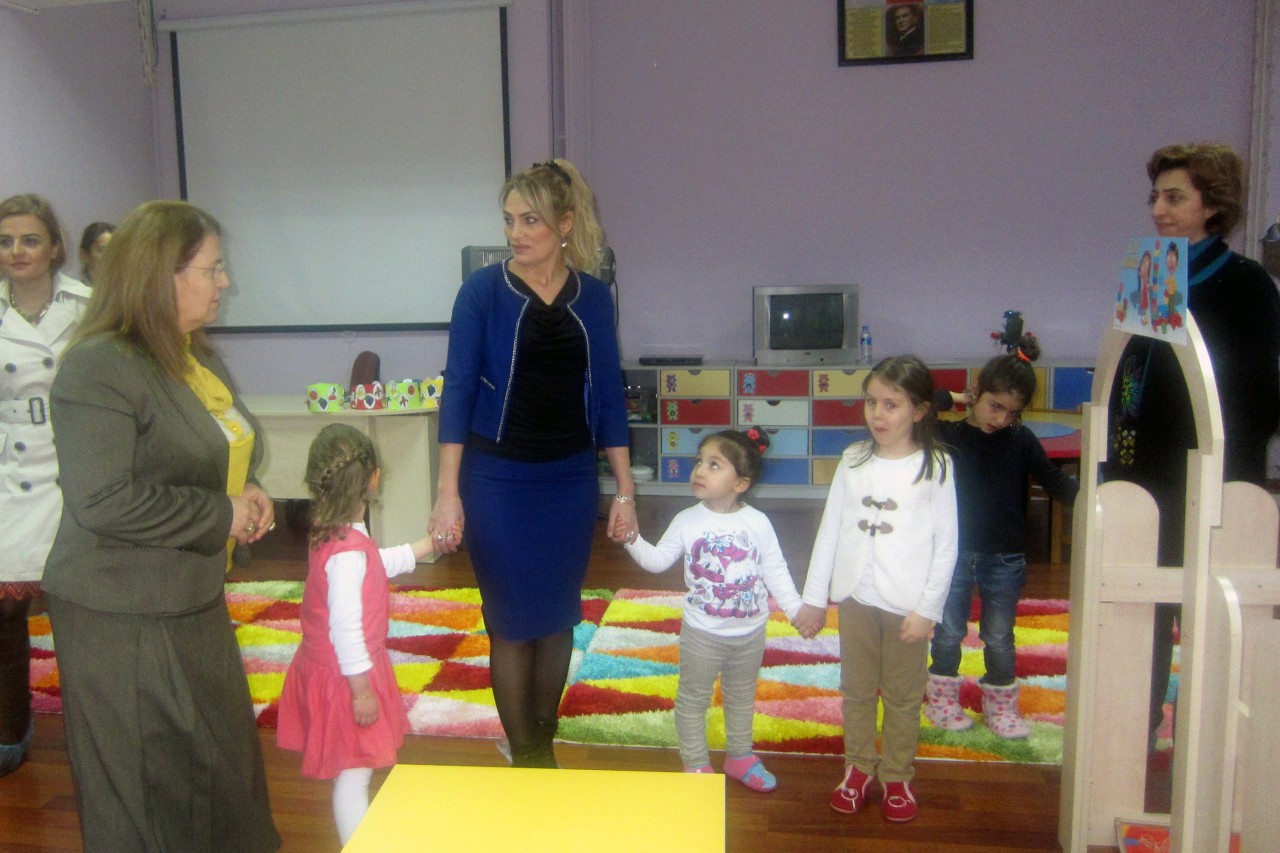 Şengül Yavuz, el sanatları kursunu ziyaret etti 1