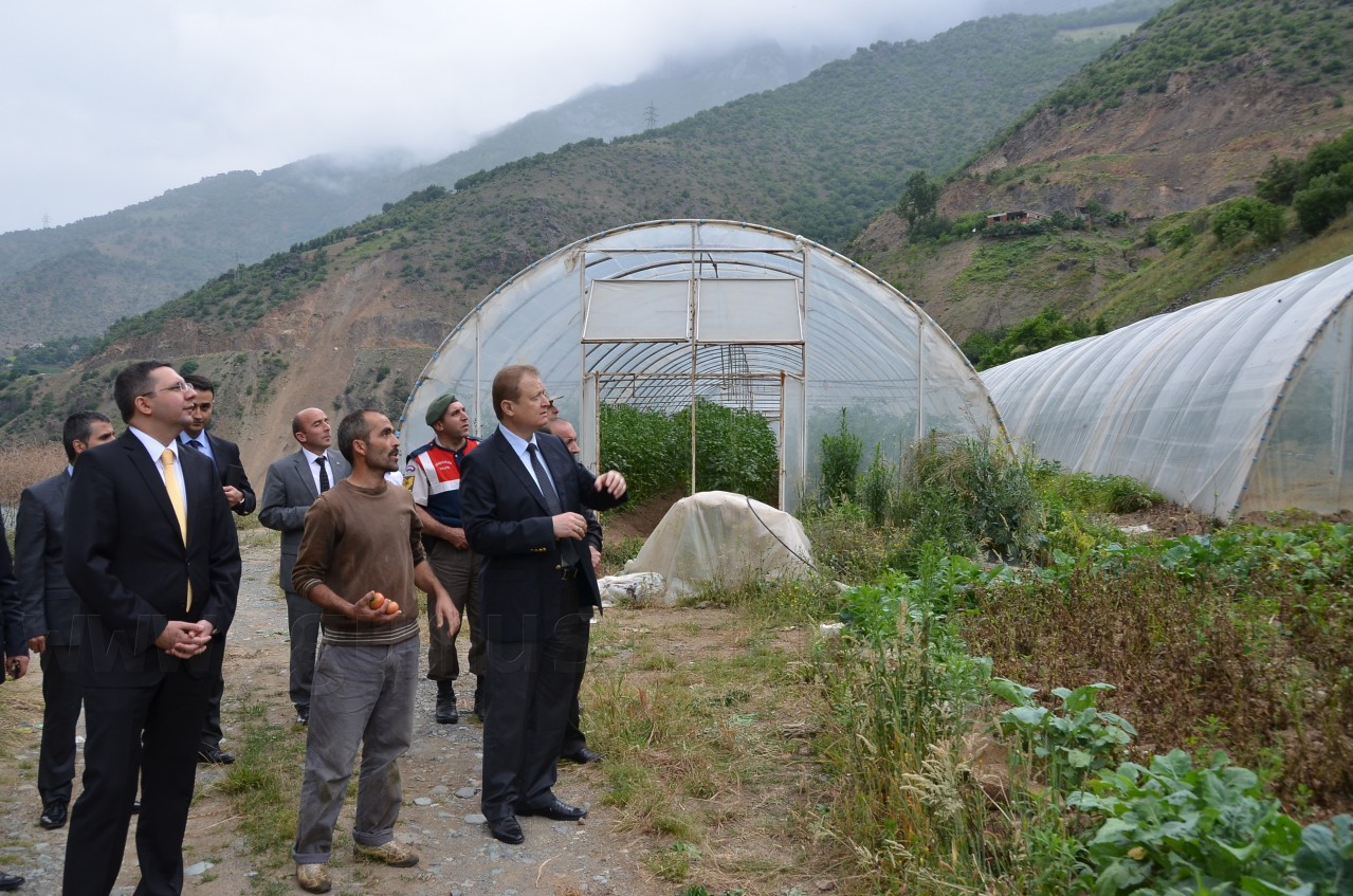 Vali Yavuz Kürtün ve Özkürtün’de 7