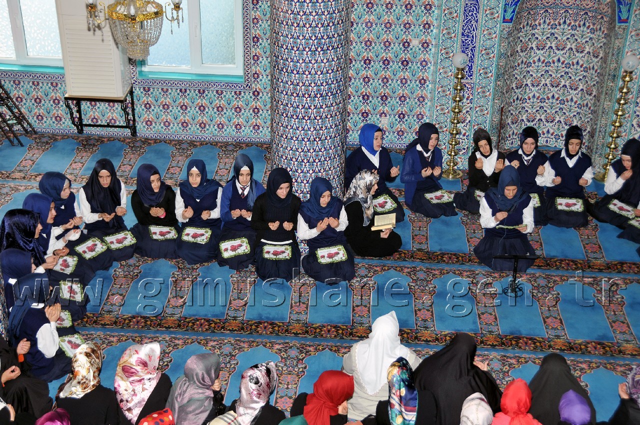 Gümüşhane'de Kadınlar Camide Mevlid Okudu 1