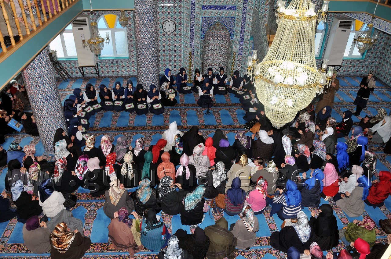 Gümüşhane'de Kadınlar Camide Mevlid Okudu 6