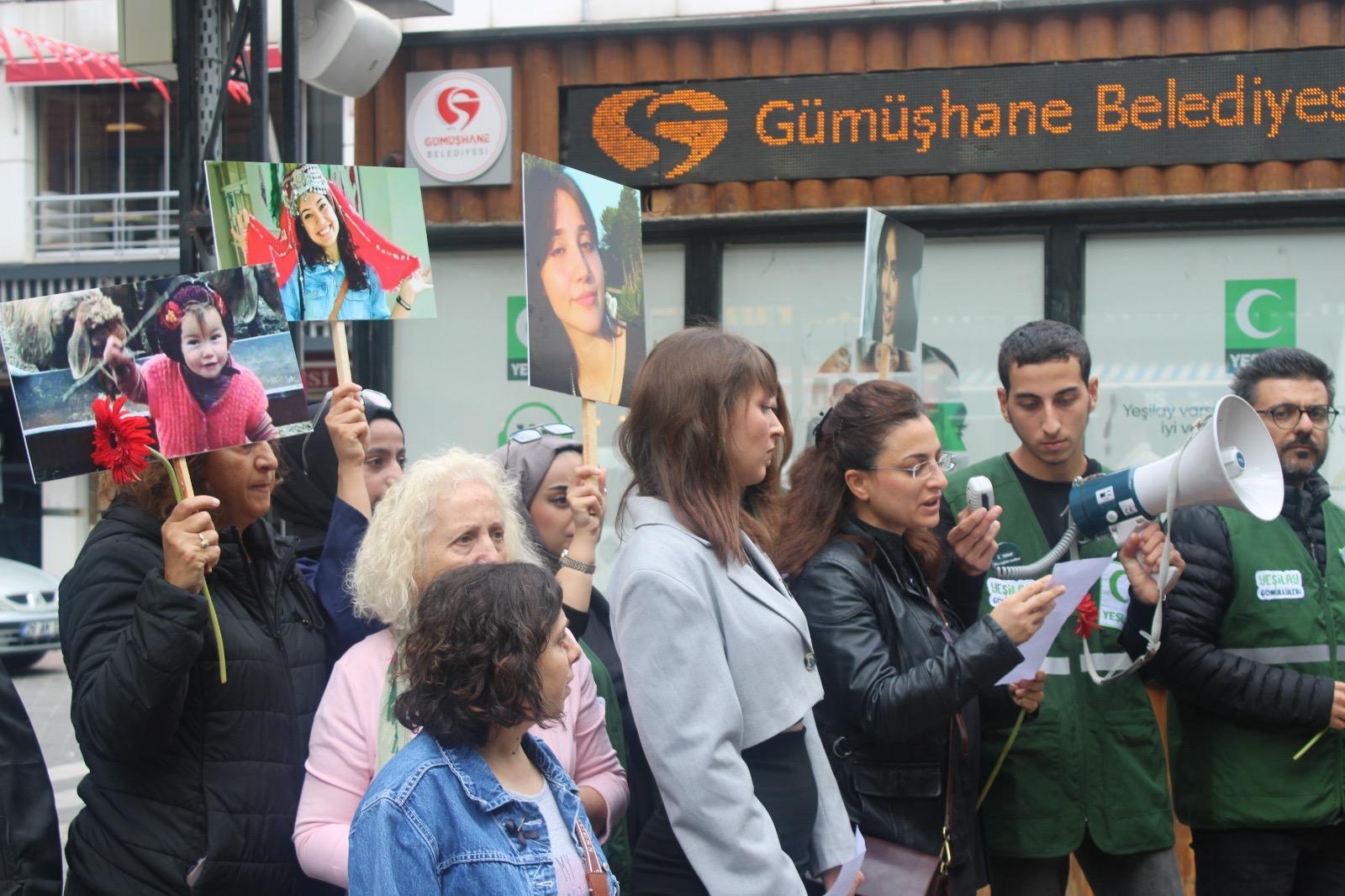 Gümüşhane’de kadın ve çocuk cinayetlerine dur demek için yürüyüş düzenlendi 2