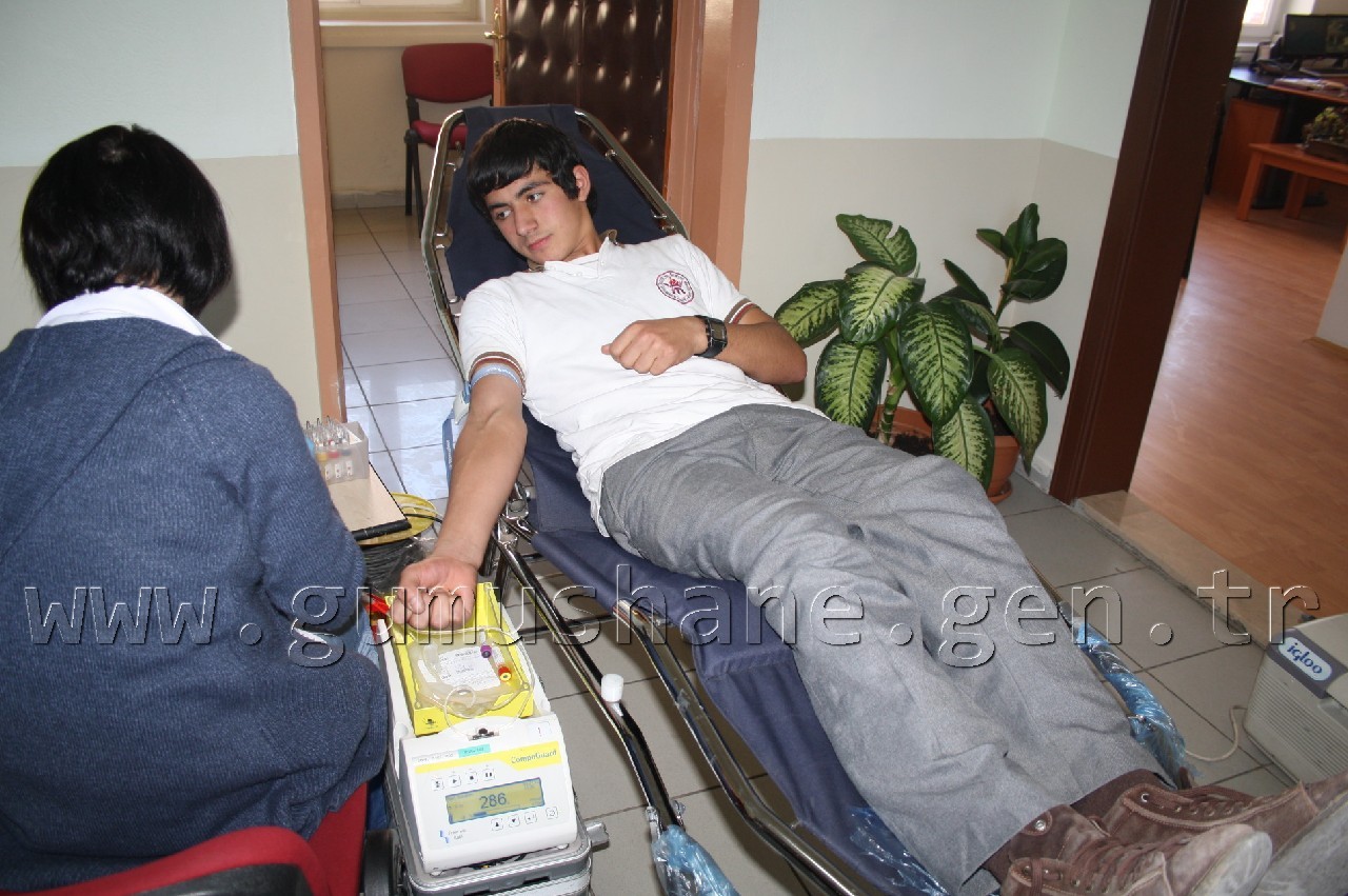 Teknik ve Endüstri Meslek Lisesi Kan Verdi 4