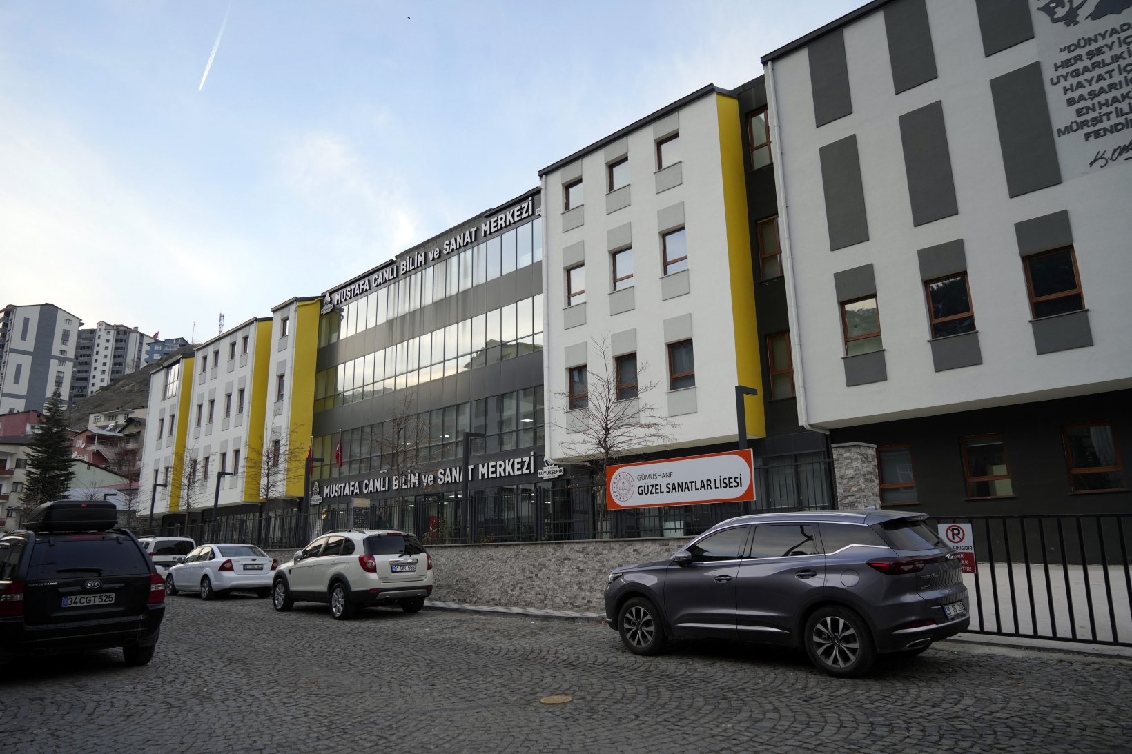 İşletmecisi olmayan kantinde öğrenciler ihtiyaçlarını kendileri karşılıyor 6