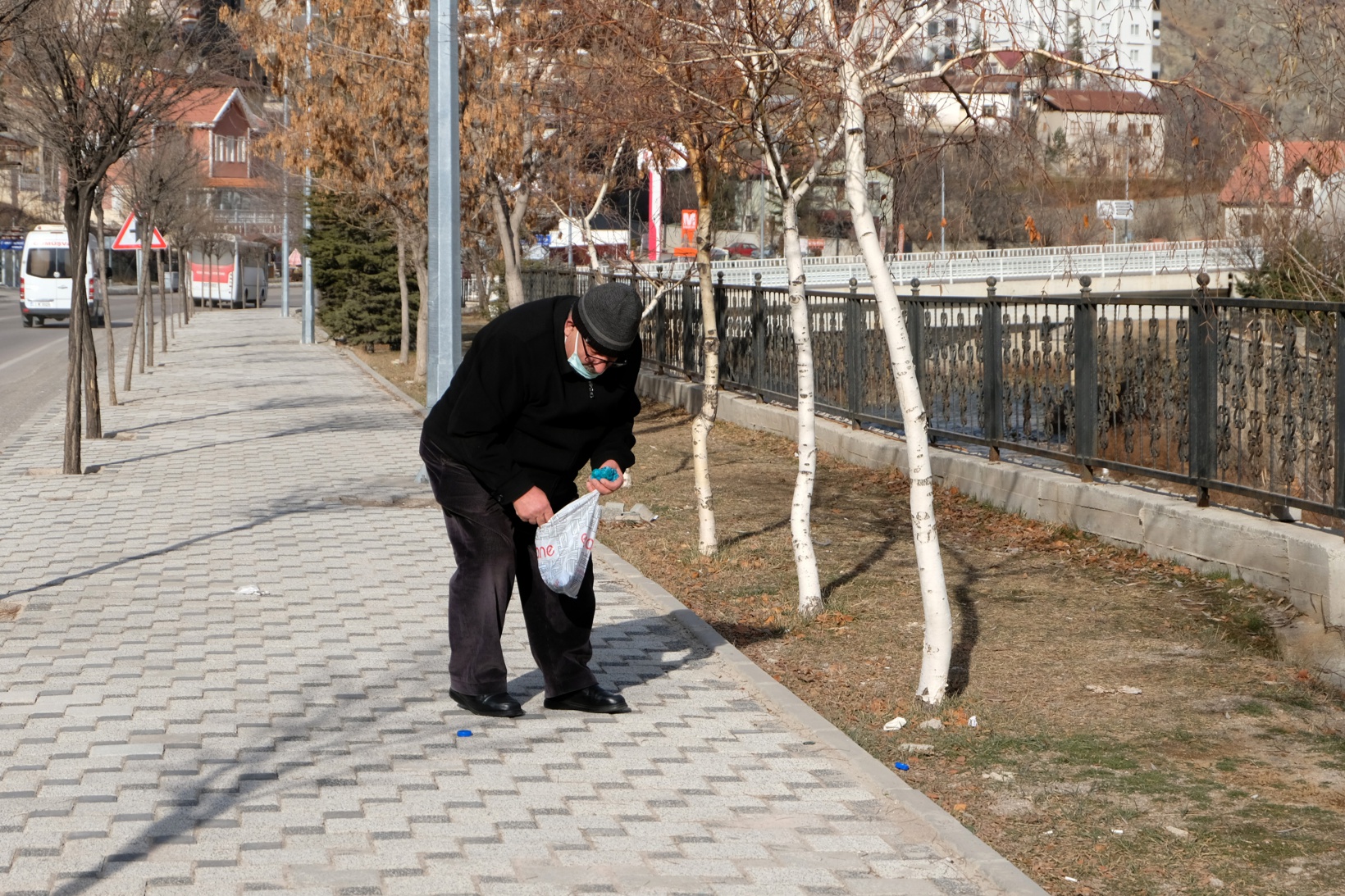 Bıkmadan, usanmadan 2,5 yıldır mavi kapak topluyor 12