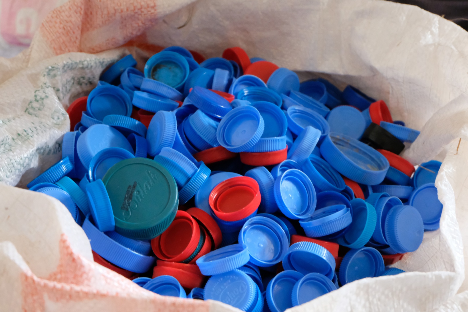 Bıkmadan, usanmadan 2,5 yıldır mavi kapak topluyor 10