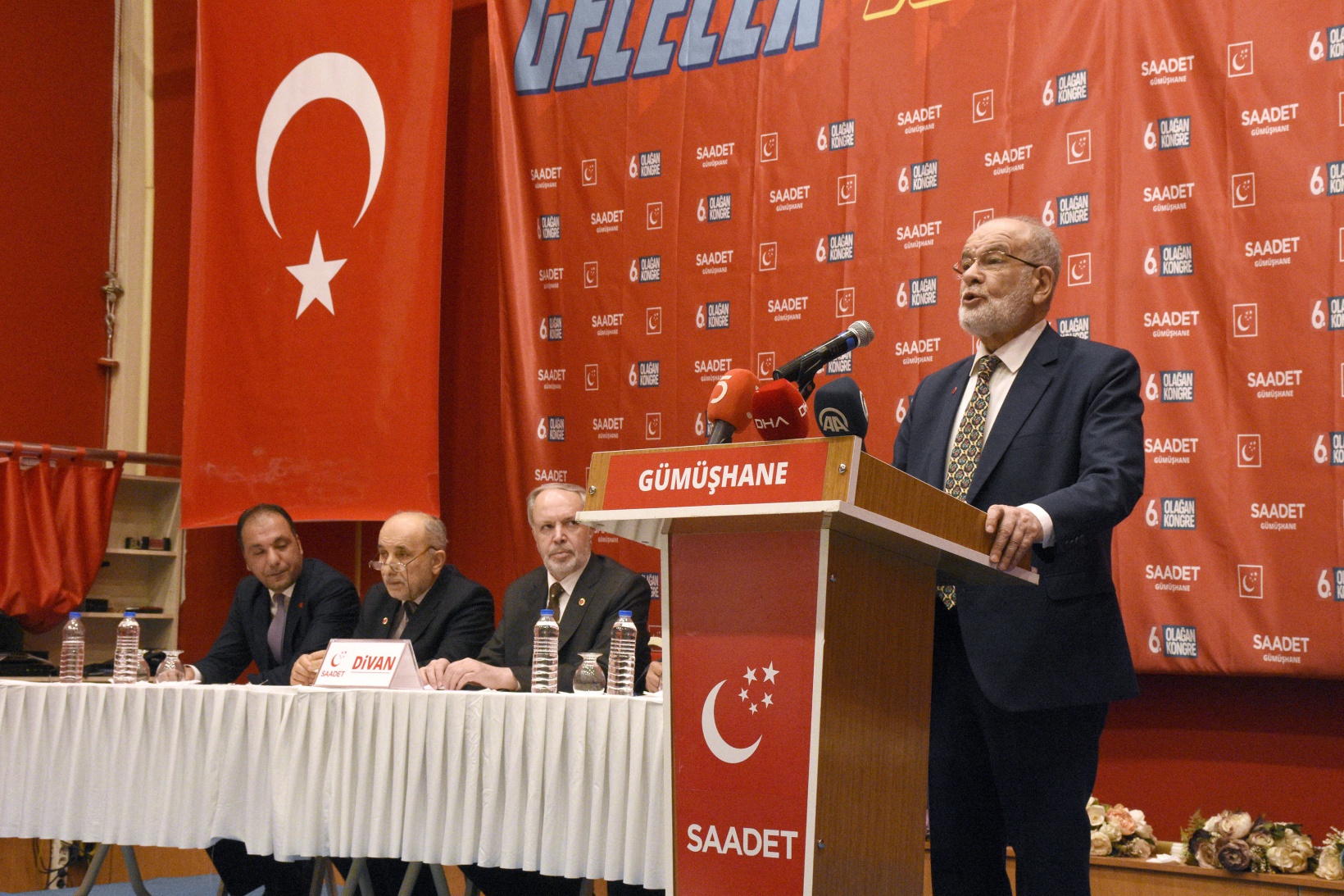 Karamollaoğlu Gümüşhane’de 11