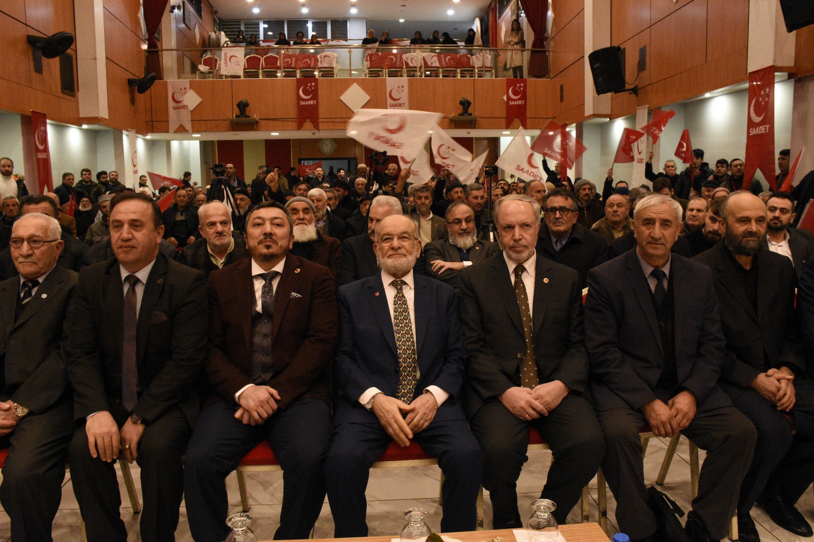 Karamollaoğlu Gümüşhane’de 13